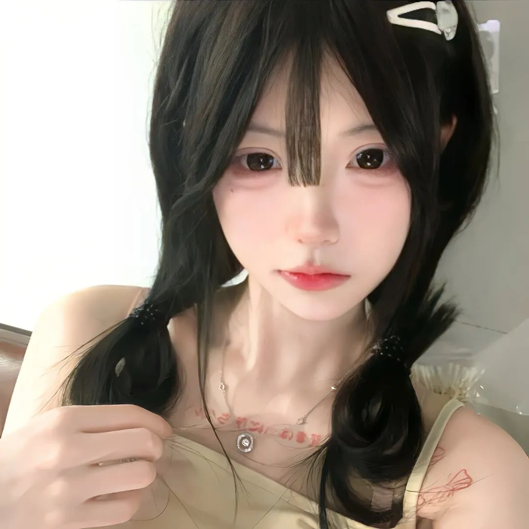 脸庞